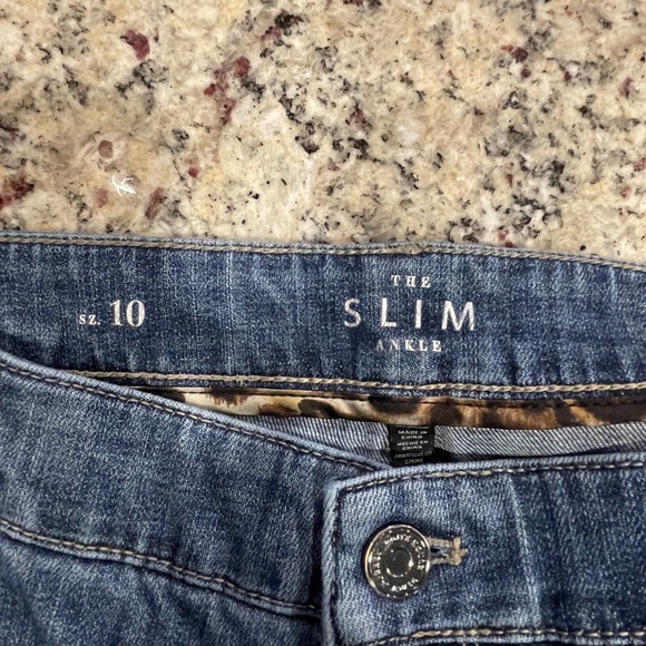 White House Black Market Jeans - Picture 3 of 5